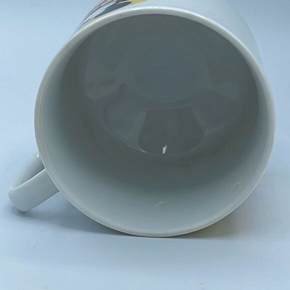 Vintage Walt Disney Productions pedestal coffee mug - Picture 6 of 7